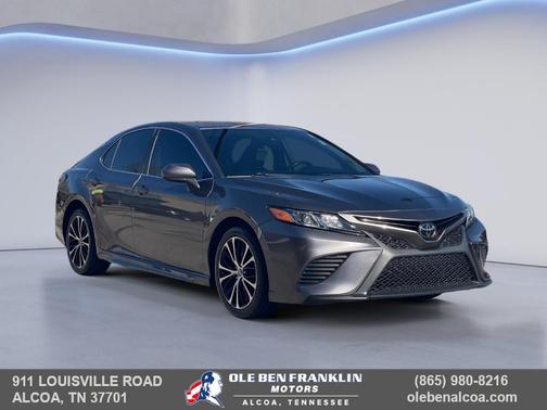 2019 Toyota Camry SE