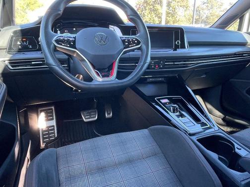 2024 Volkswagen Golf GTI 2.0T S