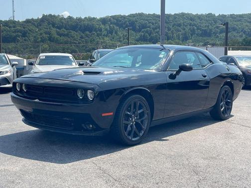 2023 Dodge Challenger SXT