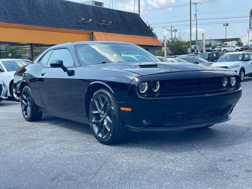 2023 Dodge Challenger SXT