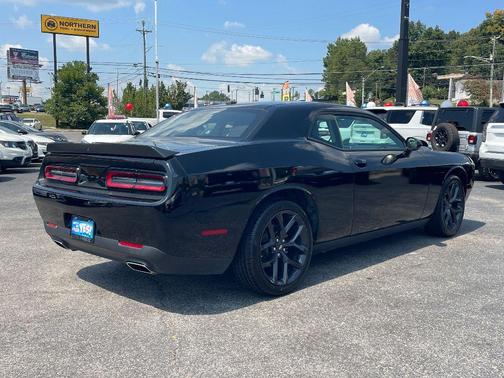 2023 Dodge Challenger SXT