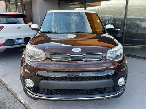 2017 Kia Soul +