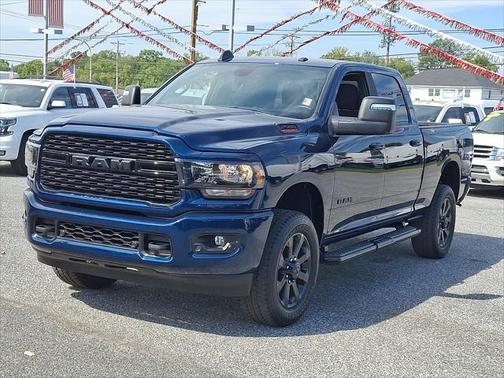 2024 RAM 2500 Big Horn Crew Cab 4x4 64' Box