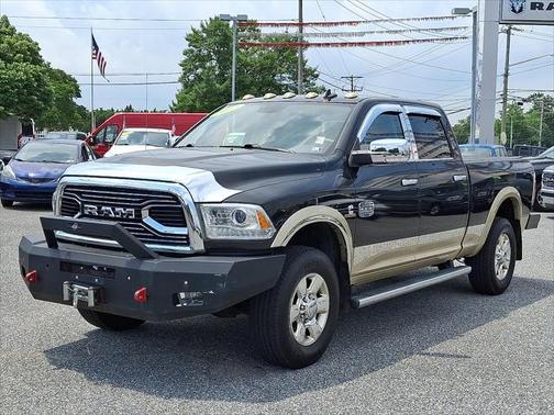 2017 RAM 2500 Longhorn Crew Cab 4x4 64' Box