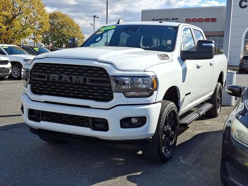 2024 RAM 2500 Big Horn Crew Cab 4x4 64' Box