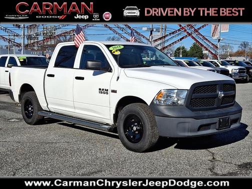 2018 RAM 1500 Tradesman Crew Cab 4x4 57' Box