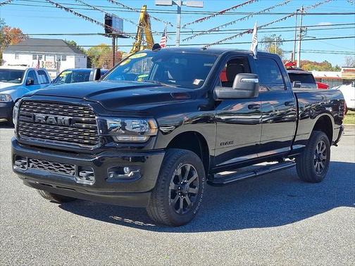 2024 RAM 2500 Big Horn Crew Cab 4x4 64' Box