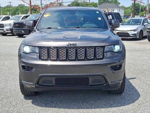 2021 Jeep Grand Cherokee Laredo X 4x4