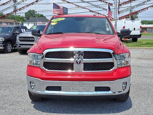 2019 RAM 1500 Classic Tradesman Regular Cab 4x2 8 Box