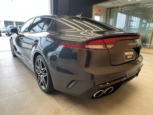 Metal 2022 Kia Stinger GT2