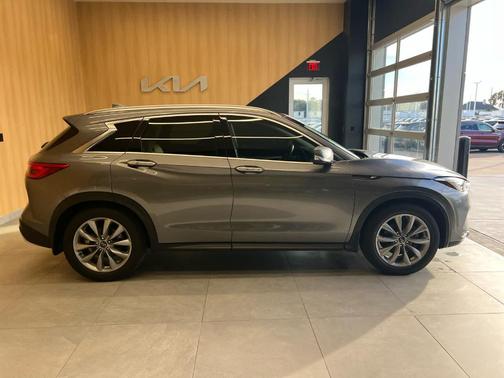 2020 INFINITI QX50 Luxe
