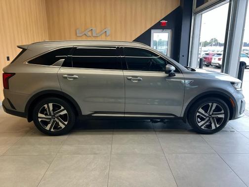 2022 Kia Sorento Hybrid EX