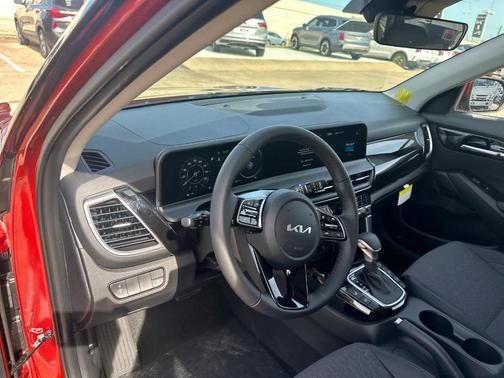 2024 Kia Seltos X-Line