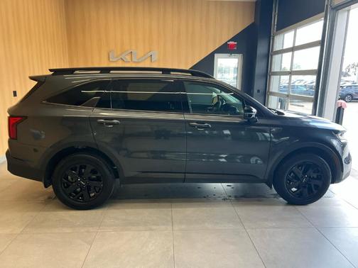 2022 Kia Sorento X-Line S