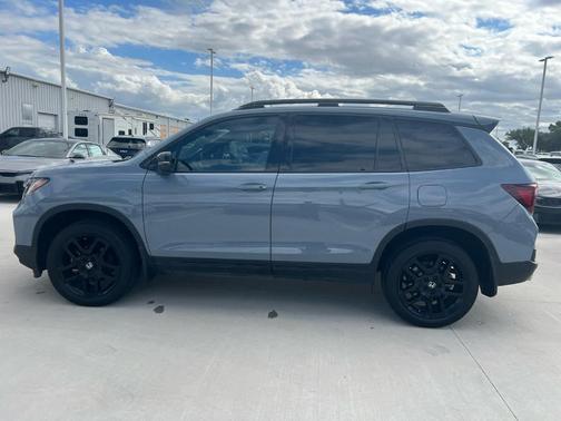2024 Honda Passport Black Edition