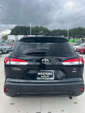 2023 Toyota Corolla Cross LE