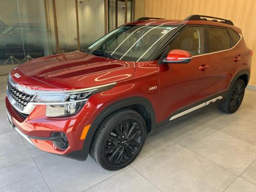 2023 Kia Seltos Nightfall