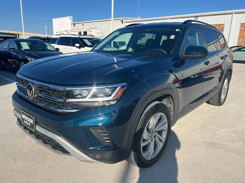 2022 Volkswagen Atlas 3.6L SE w/Technology