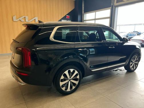 2022 Kia Telluride S