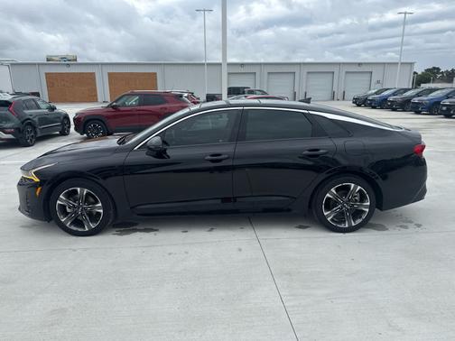 2021 Kia K5 EX