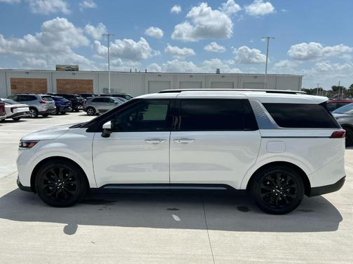 2024 Kia Carnival SX Prestige