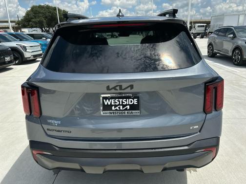 2025 Kia Sorento X-Line EX