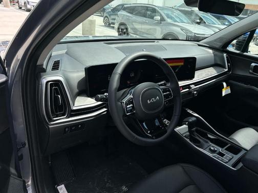 2025 Kia Sorento X-Line EX