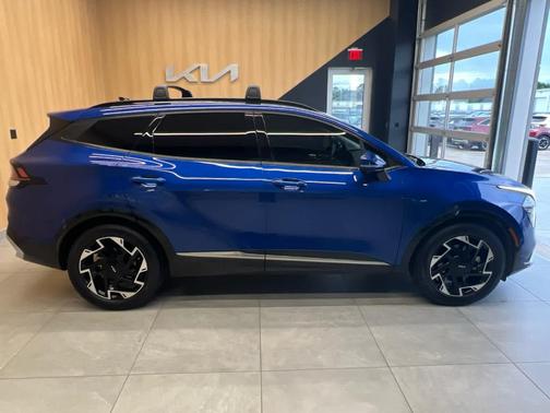 Sapphire Blue 2024 Kia Sportage SX-Prestige