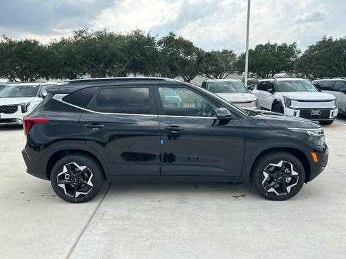 2025 Kia Seltos EX