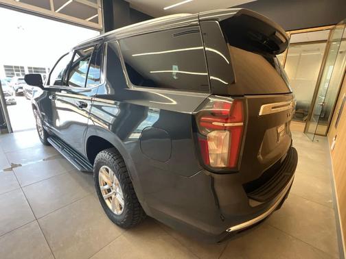 Evergreen Gray Metallic 2022 Chevrolet Tahoe LS