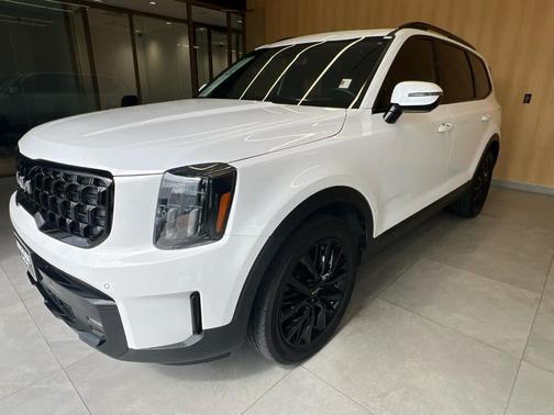 Glacial White Pearl 2024 Kia Telluride SX