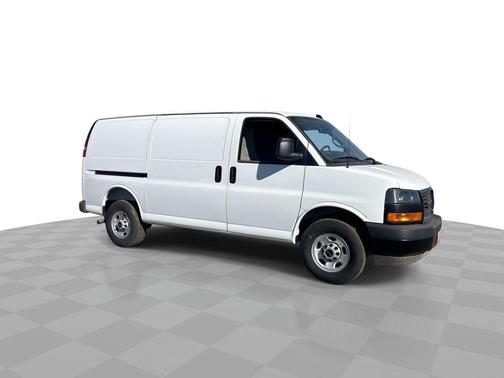 2025 GMC Savana 2500 Work Van