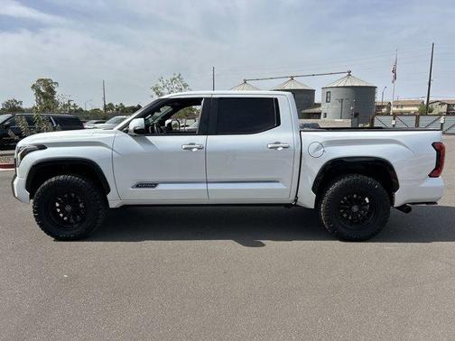 2025 Toyota Tundra Platinum