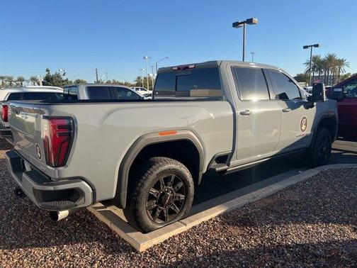 2025 GMC Sierra 2500 AT4