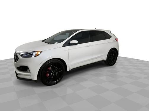 2022 Ford Edge ST