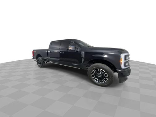 2025 Ford F-250 Platinum
