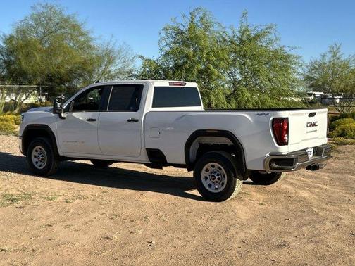 Summit White 2026 GMC Sierra 2500 Pro