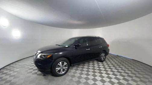 2020 Nissan Pathfinder SV