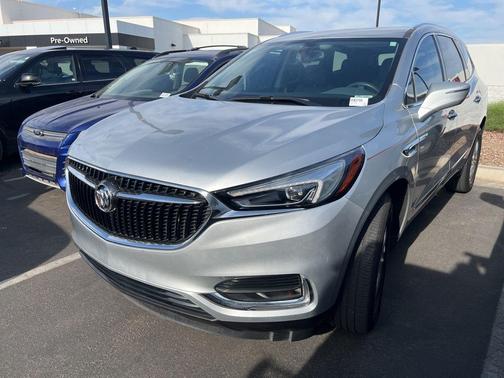 2020 Buick Enclave Essence