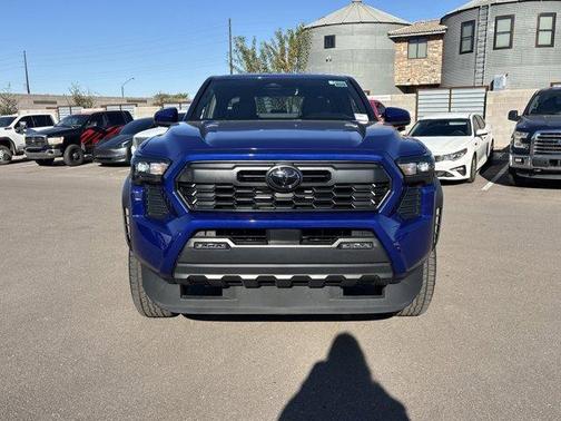 2025 Toyota Tacoma Hybrid TRD