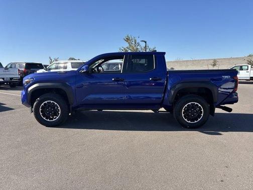 2025 Toyota Tacoma Hybrid TRD