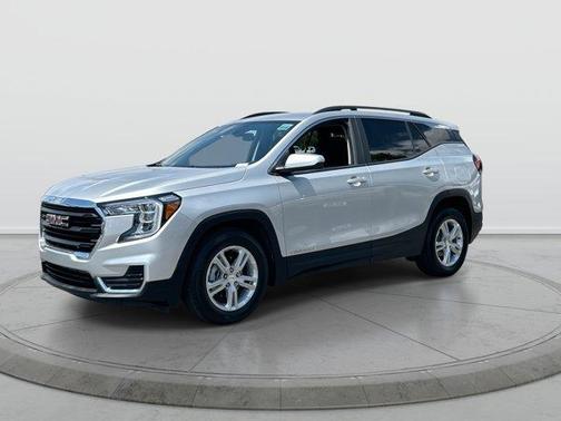 Quicksilver Metallic 2022 GMC Terrain SLE