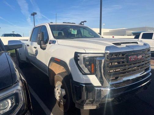 2024 GMC Sierra 3500 Pro