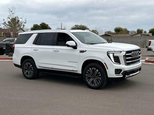 2025 GMC Yukon Elevation
