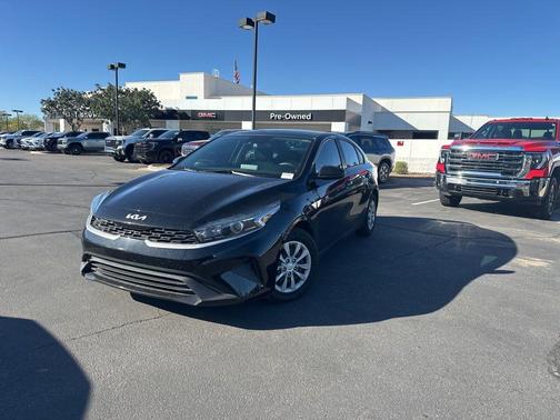 2022 Kia Forte FE