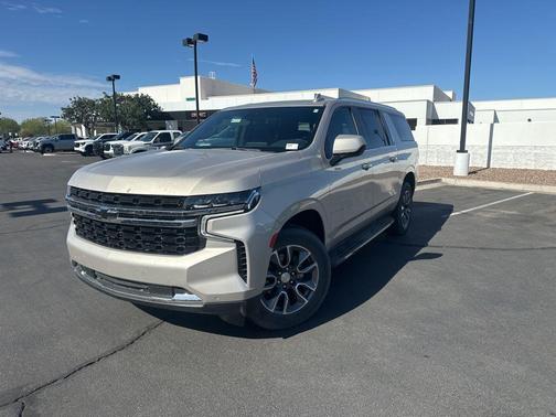 2023 Chevrolet Suburban LS