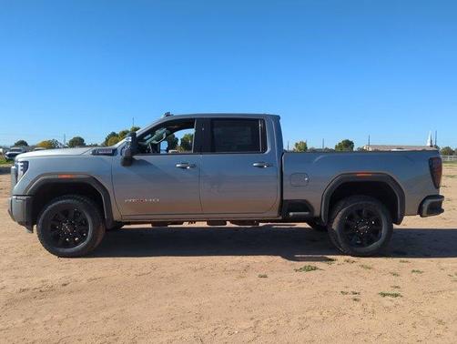 2025 GMC Sierra 2500 AT4