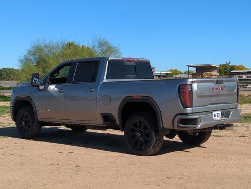 2025 GMC Sierra 2500 AT4