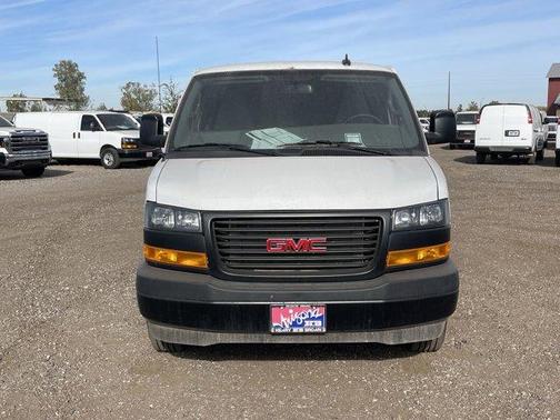2025 GMC Savana 2500 Work Van