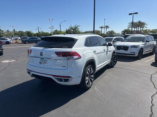 2020 Volkswagen Atlas Cross Sport 3.6L V6 SEL R-Line